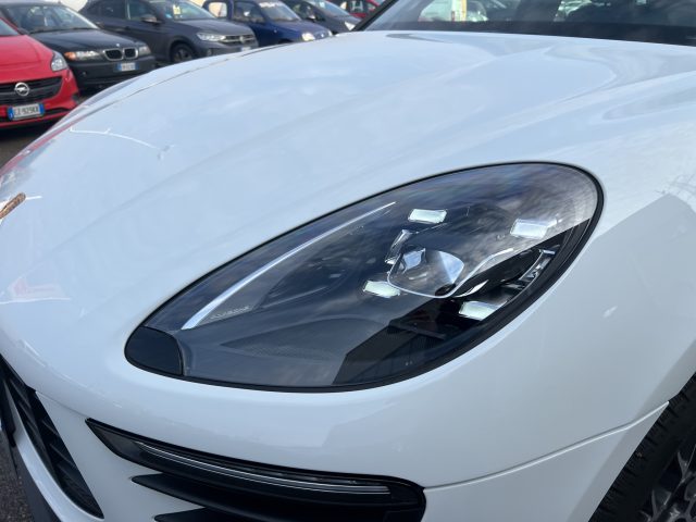 PORSCHE Macan usata 21