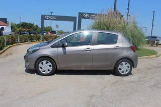 TOYOTA Yaris usata, con Autoradio