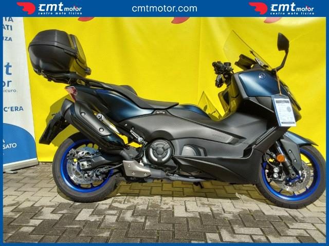 YAMAHA T-Max 560 usata 1