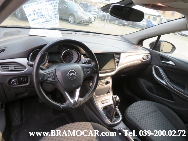 OPEL Astra usata, con Cronologia tagliandi