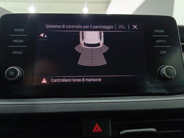 SKODA Kamiq usata, con Sedile posteriore sdoppiato