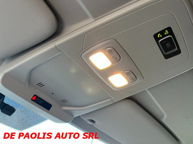 NISSAN Townstar usata, con Park Distance Control