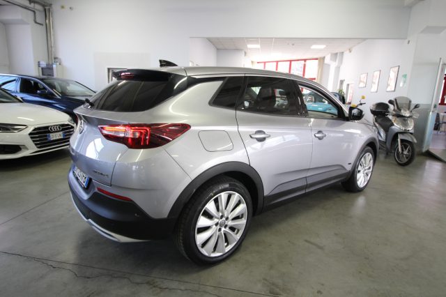 OPEL Grandland X usata, con Alzacristalli elettrici