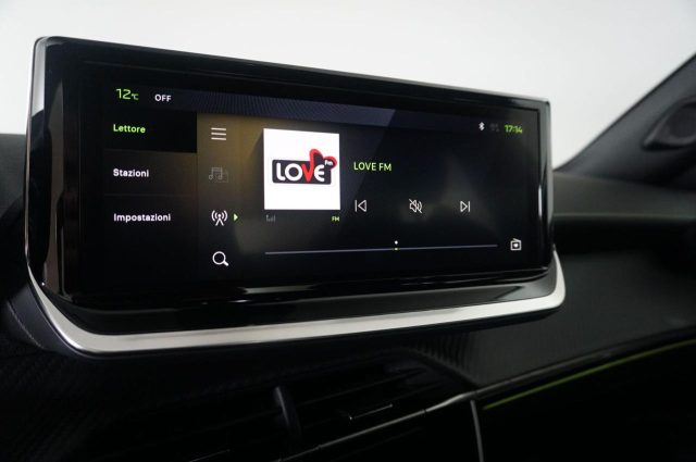 PEUGEOT 2008 usata, con Luci diurne LED