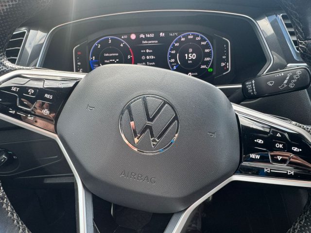 VOLKSWAGEN Tiguan Allspace usata, con Leve al volante