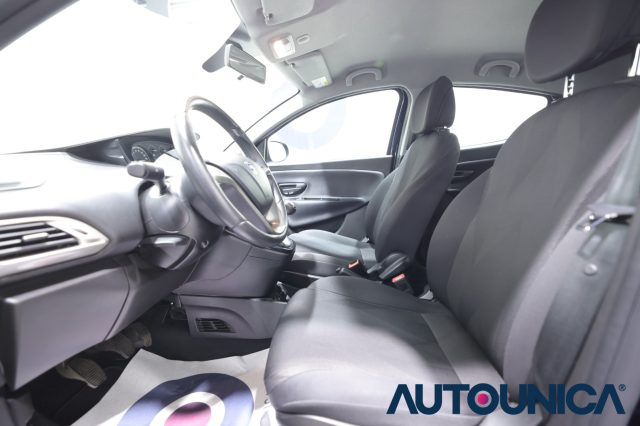 LANCIA Ypsilon usata, con Bluetooth
