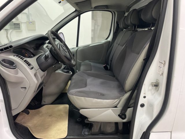 OPEL Vivaro usata 14