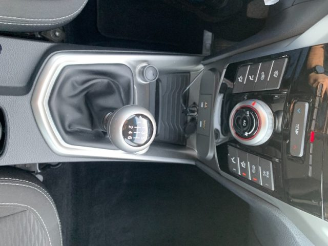 SSANGYONG Tivoli usata, con ESP