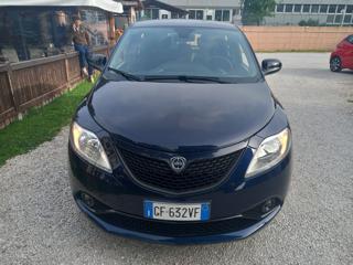 LANCIA Ypsilon usata, con Airbag