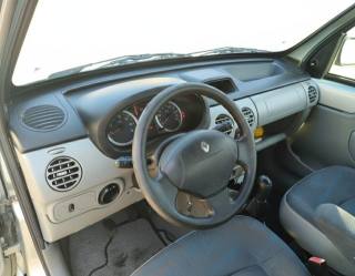 RENAULT Kangoo usata, con Chiusura centralizzata