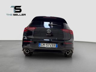 VOLKSWAGEN Golf usata, con Autoradio