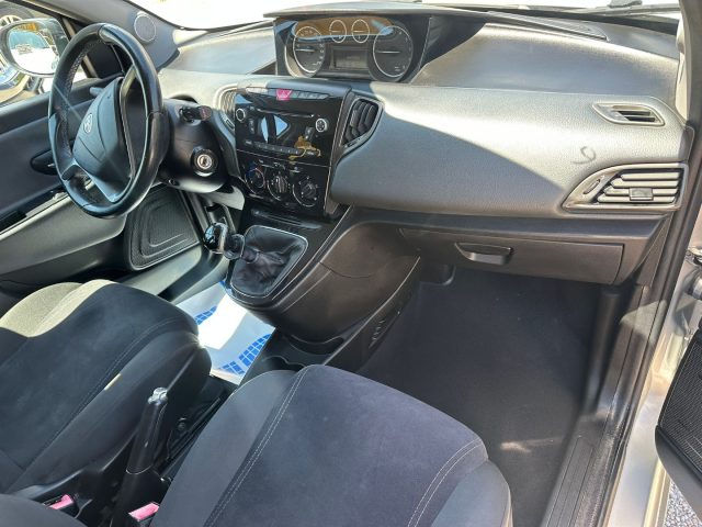 LANCIA Ypsilon usata, con Controllo trazione