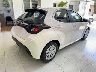 TOYOTA Yaris usata, con Alzacristalli elettrici
