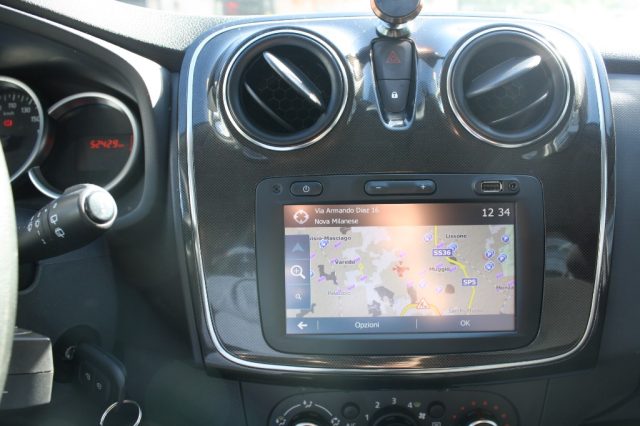 DACIA Logan usata, con Specchietti laterali elettrici