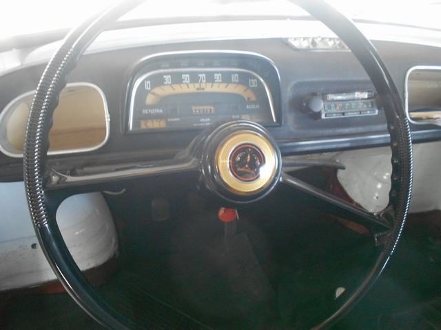 RENAULT D usata 4