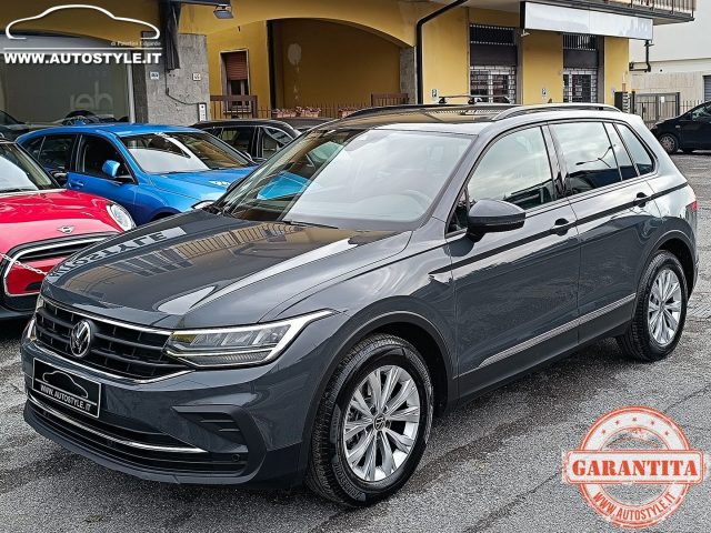 VOLKSWAGEN Tiguan usata, con Touch screen
