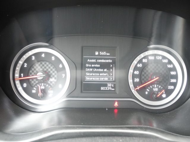 HYUNDAI i10 usata, con Autoradio digitale