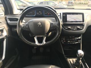 PEUGEOT 2008 usata, con Autoradio