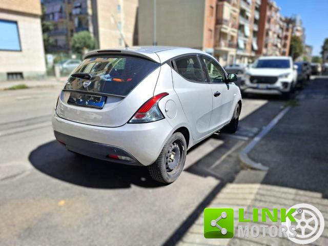 LANCIA Ypsilon usata, con ESP