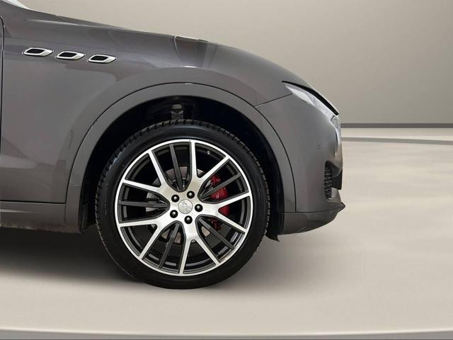 MASERATI Levante usata, con Sensore di luce