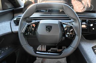 PEUGEOT 5008 usata, con Park Distance Control