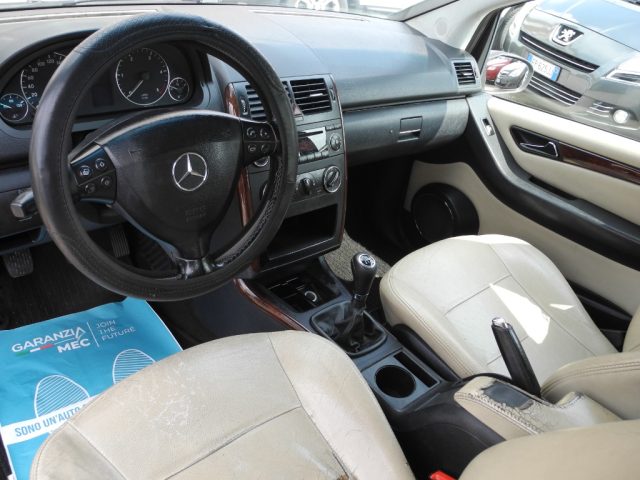 MERCEDES-BENZ A 180 usata, con Climatizzatore