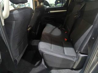TOYOTA Hilux usata, con Autoradio digitale