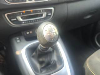 RENAULT Scenic usata 53