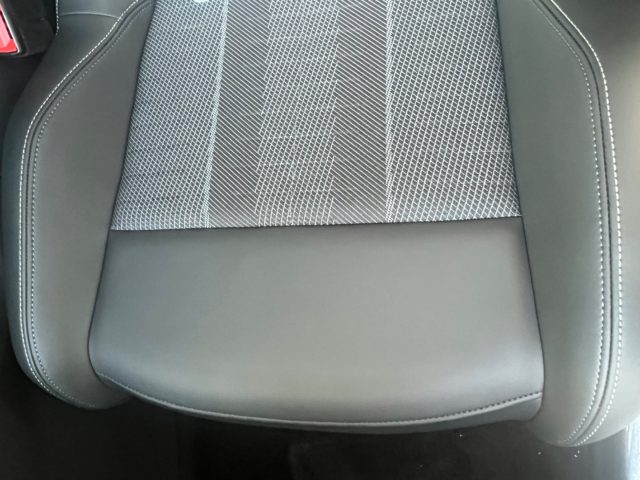 PEUGEOT 3008 usata, con Bracciolo