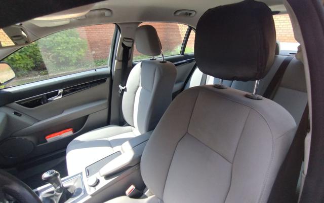MERCEDES-BENZ C 220 usata, con Sedile posteriore sdoppiato