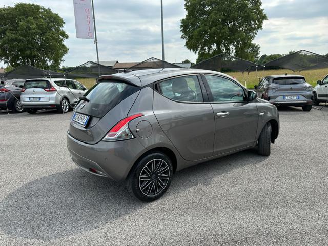 LANCIA Ypsilon usata, con Airbag Passeggero