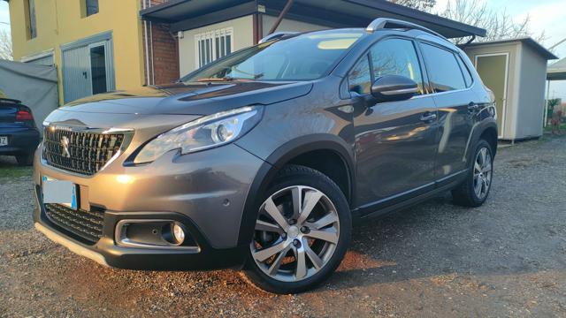 PEUGEOT 2008 usata, con Sedile posteriore sdoppiato