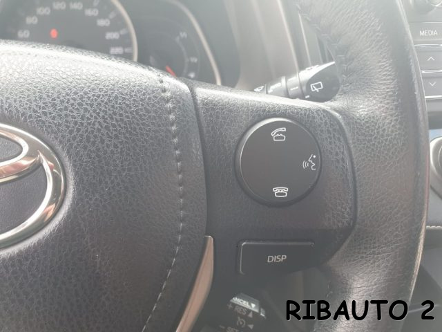 TOYOTA RAV 4 usata, con Volante multifunzione