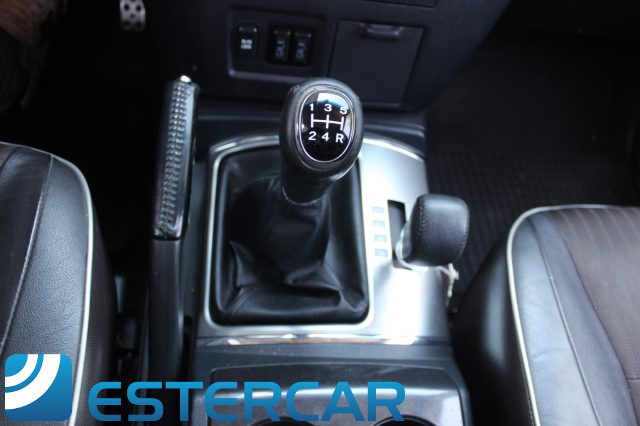 MITSUBISHI Pajero usata, con Controllo trazione