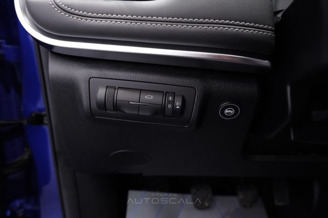 DR MOTOR DR 6.0 usata, con Interni in pelle