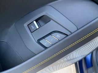 LAMBORGHINI Urus usata, con USB