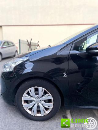 PEUGEOT 208 usata, con Airbag testa