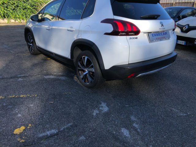 PEUGEOT 2008 usata, con Airbag laterali