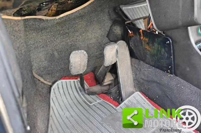 VOLKSWAGEN Maggiolino usata 24