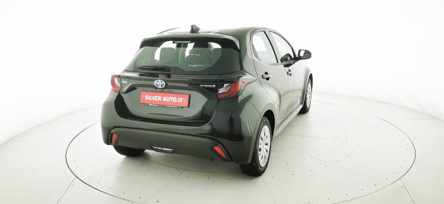 TOYOTA Yaris usata, con Touch screen