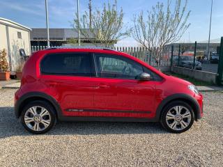 VOLKSWAGEN up! usata, con Airbag Passeggero