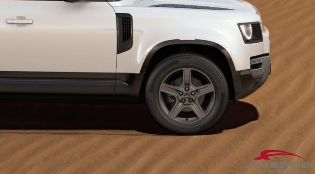 LAND ROVER Defender usata 5