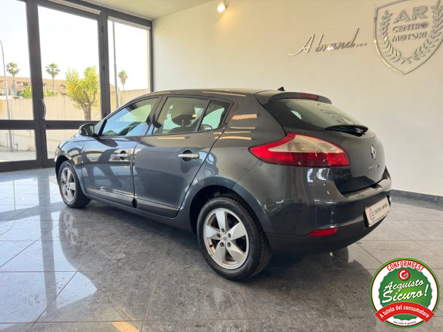 RENAULT Megane usata, con Autoradio