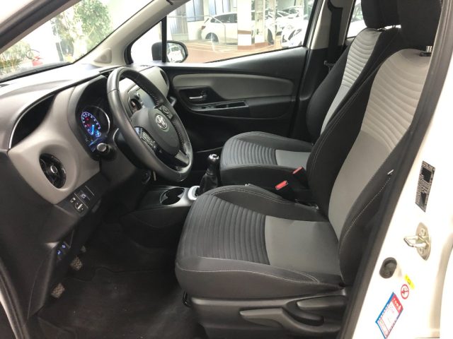TOYOTA Yaris usata, con Servosterzo