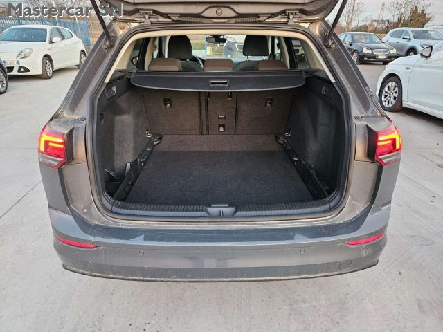 VOLKSWAGEN Golf Variant usata, con Servosterzo