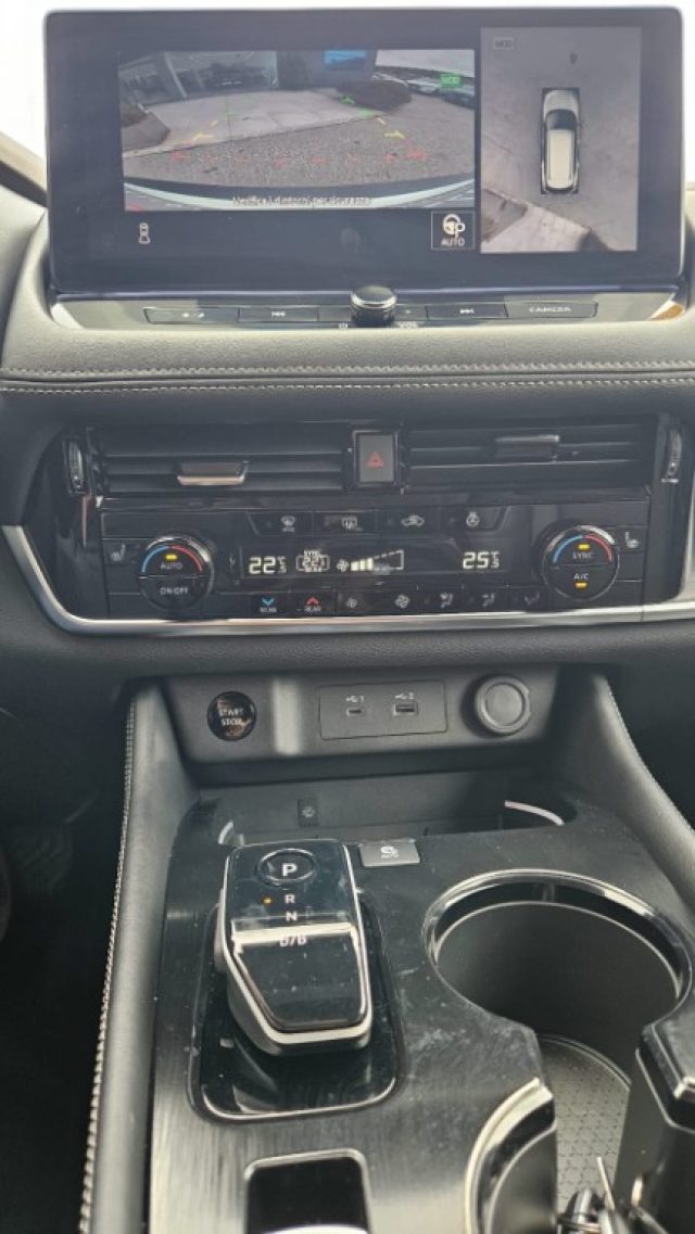 NISSAN X-Trail usata, con Regolazione elettrica sedili