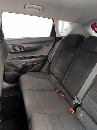 HYUNDAI Bayon usata, con Specchietti laterali elettrici