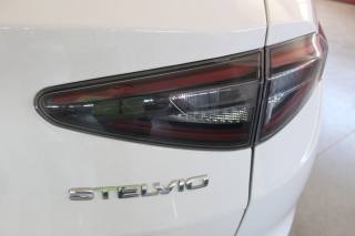 ALFA ROMEO Stelvio usata, con Chiusura centralizzata telecomandata