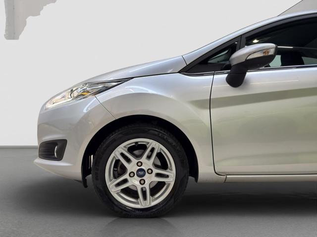 FORD Fiesta usata, con Chiusura centralizzata