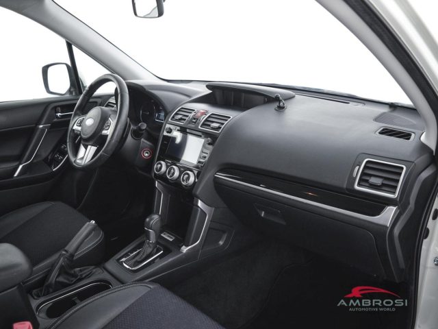 SUBARU Forester usata 11